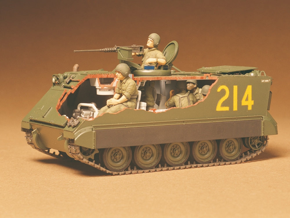 1/35 M113 U.S. ARMOURED PERSONNEL CARRIER